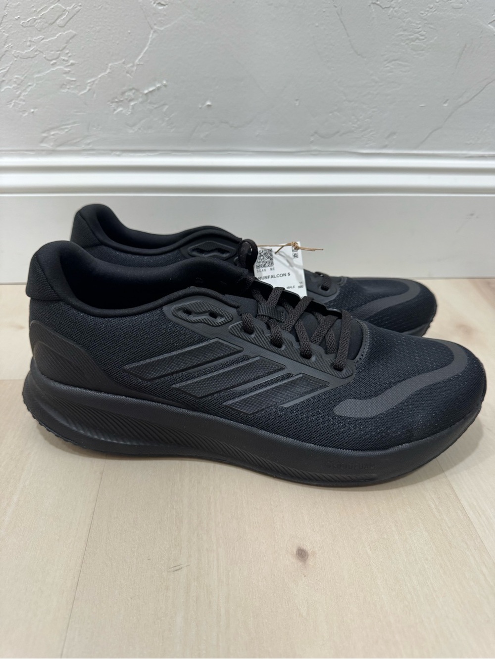 NWT Adidas Runfalcon 5 Running Shoes Black Men's 11.5 IE8812 - Picture 2 of 11